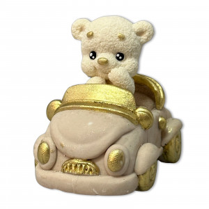 Шоколадная фигурка Мишка белый на Бежевой машине